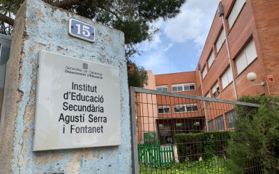 Exterior de l'Agustí Serra/ Roger Benet